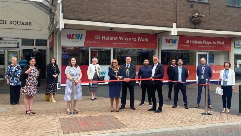Mayor of St Helens Cllr Sue Murphy cuts the ribbon to officially open the Ways to Work centre