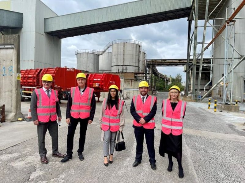Cllr Andy Bowden, Mayor Steve Rotheram, Cllr Mancyia Uddin, Council Leader David Baines, and Cllr Gillian Wood at Pilkingtons this week  the hydrogen trial